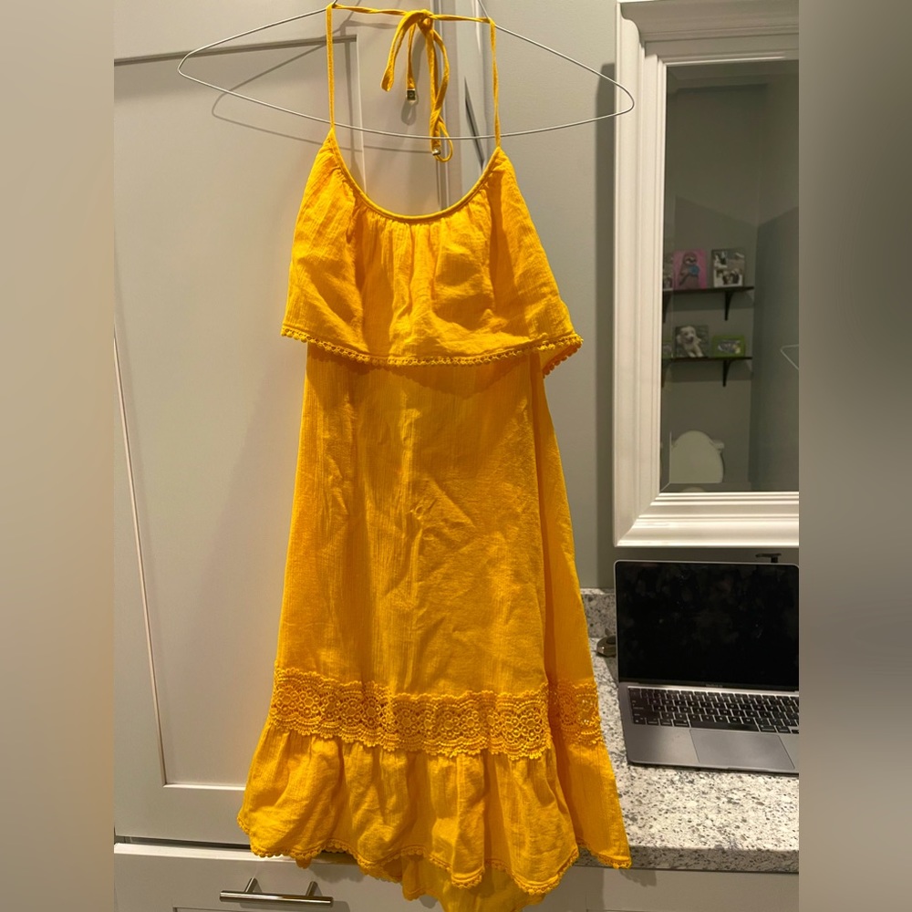 Kate Spade yellow swimsuit cover up. Size medium.